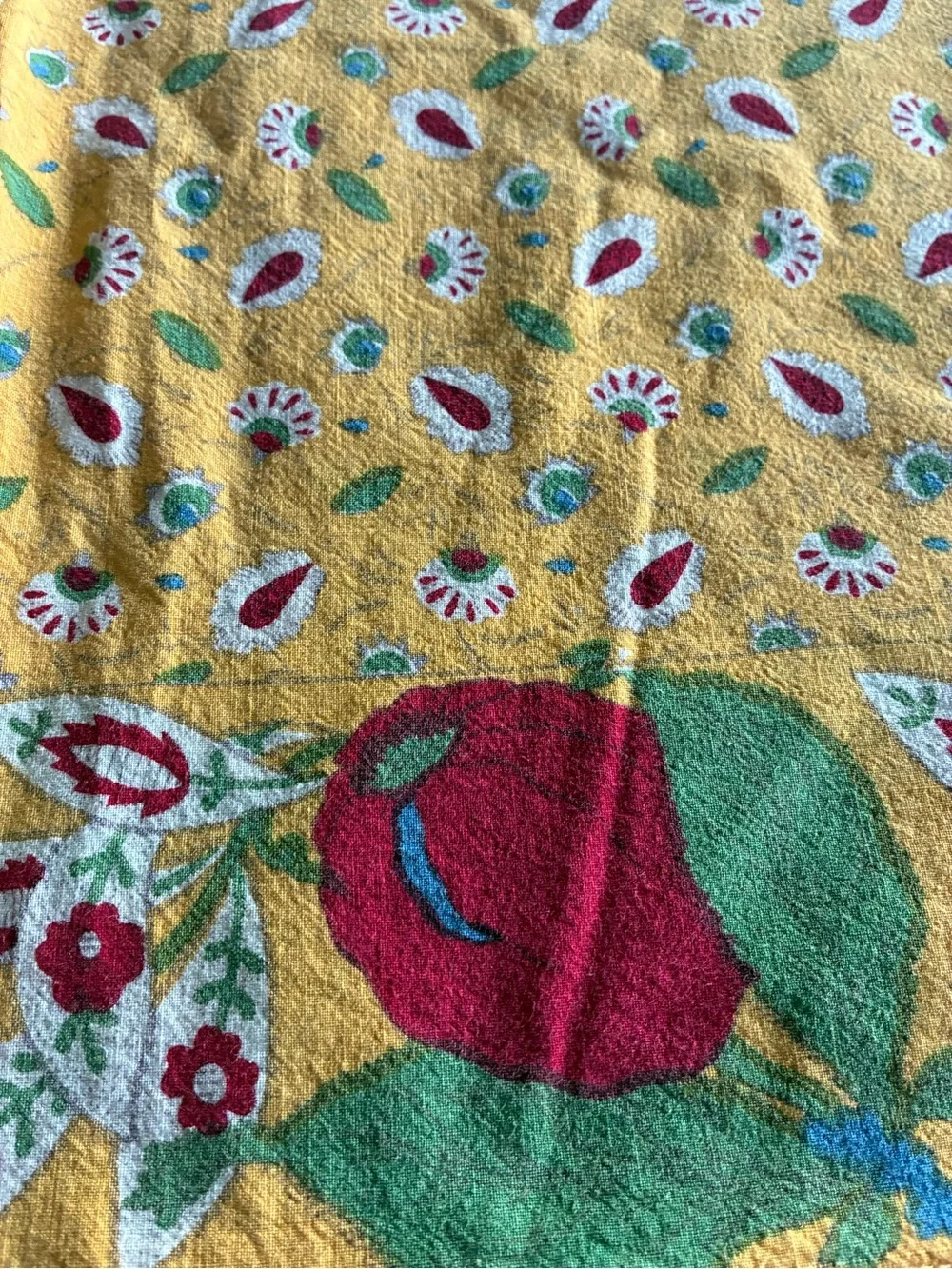 N/A bright yellow